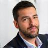 Profile picture of Rafael Gonçalves, a podcast host.